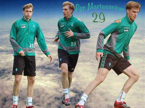 Mertesacker is the current academy manager of arsenal and so will oversee the progression of their newest recruit. Per Mertesacker « Werder News