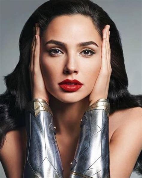 Gal Gadots Makeup Artist Finally Shares The Secret To Wonder Womans Killer Makeup Look