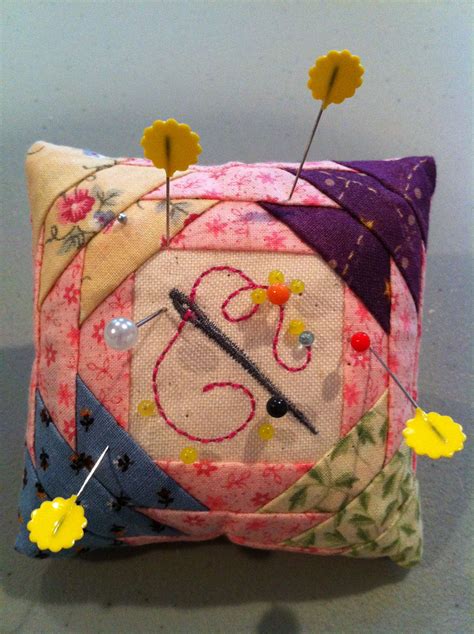 paper pieced pin cushion pattern from piece in the hoop quilting projects pin cushions