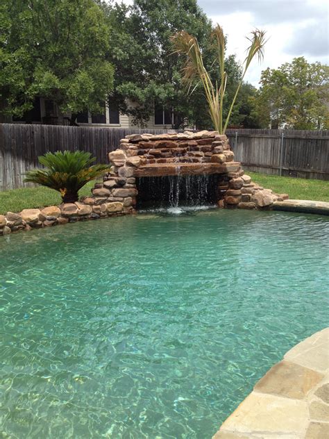 Custom Grotto Features New Wave Pools Austin