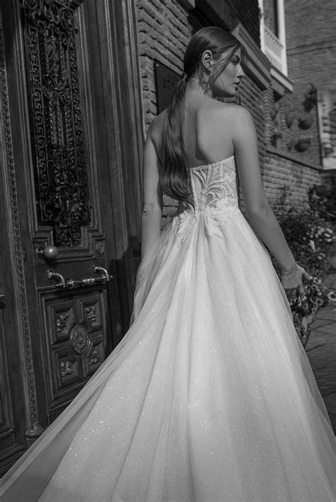 Bridal Gowns Wedding Dresses Deep Neckline Colour Tone Different Colors One Shoulder