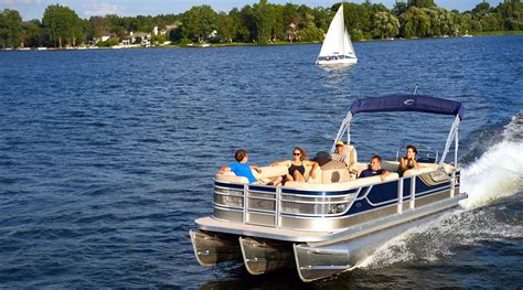 You can rent our destin pontoon boat rentals for 4 hours, 8. Half-Day 22-foot Pontoon Boat Rental in Palm Beach in ...