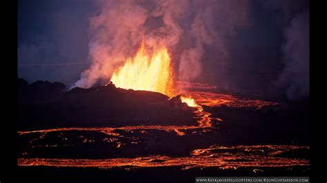 Volcano At Night Iceland September 4 2014 Youtube