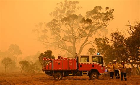 Our Savage History Of Fighting Bushfires Pursuit By The University Of