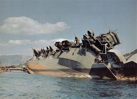 Compilation Of Sinking Sunken And Wrecked Warships 39 Pics Picture