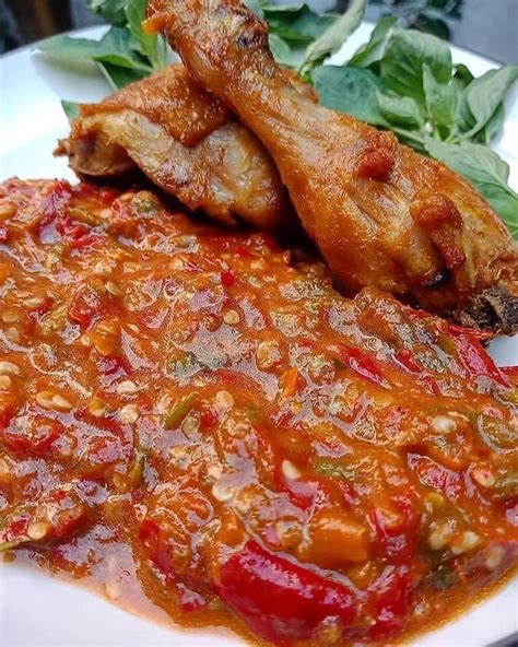 The combination of green beans and shrimps is ultimate. Resep Ayam Goreng Sambal Terasi