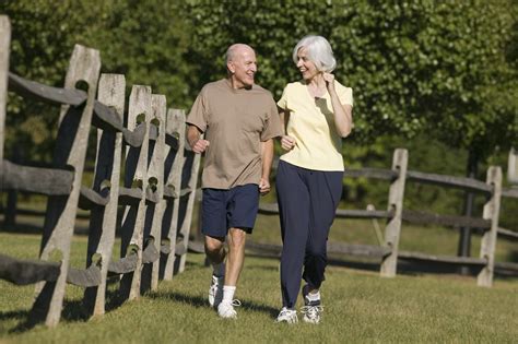 6 Easy Knee Exercises For Seniors To Improve Mobility And Strength