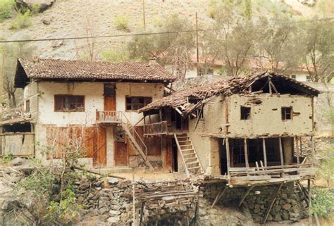 Haus kaufen in der türkei: Antikes Haus in Artvin-Türkei Foto & Bild | europe, asian ...
