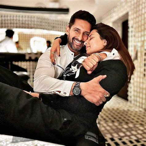 Television Star Ravi Dubey Shares A Cutesy Photo With Wifey Sargun Mehta And Mentions About The