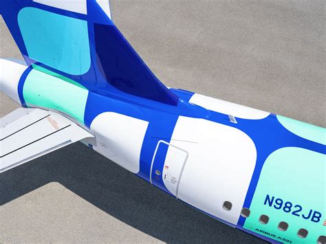In Pictures Jetblues Boldest Livery Yet Revealed On Airbus A321