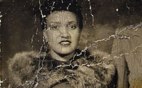 Book Review The Immortal Life Of Henrietta Lacks By Rebecca Skloot People With Voices