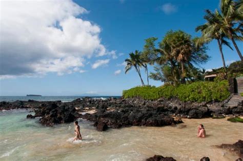 Maui Has Gotten Crowded But Islands Of Serenity Are Still There For