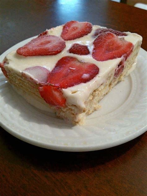 La leche evaporada es leche normal pero con un 60% menos de agua, sin embargo las calorías son las de le leche, sin embargo la leche aunque la leche condensada nos parece un invento del siglo xx, proviene del siglo xiii. Pin en Gelatinas