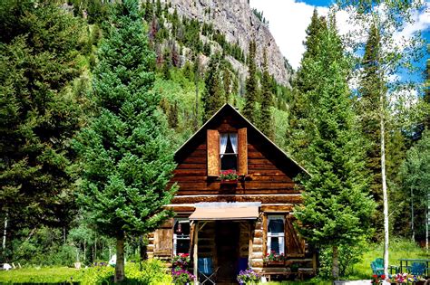 Amazing Log Cabin Homes