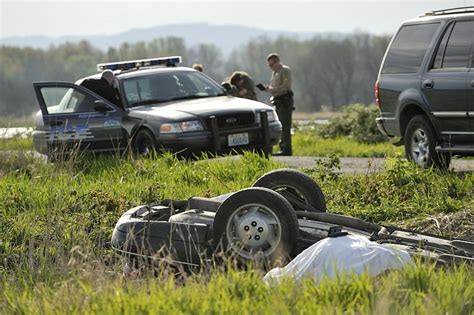 Car Accident At Ridgefield Wildlife Refuge Kills Two The Columbian