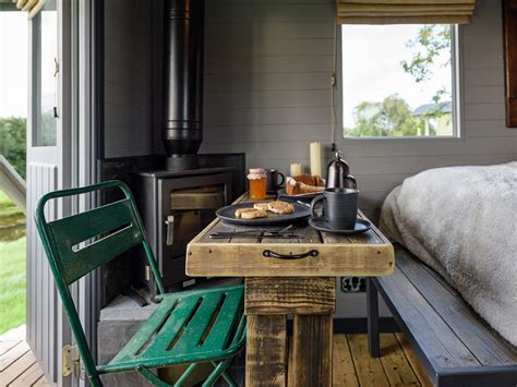 Brook Cottage Shepherds Huts Elen Visitwales