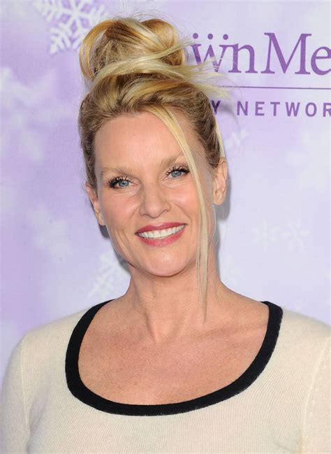 Nicolette Sheridan At Hallmark Channel Winter Tca Tour In Pasadena