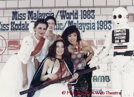 1983 Michelle Yeoh At The Age Of 20 Won The Miss Malaysia Beauty