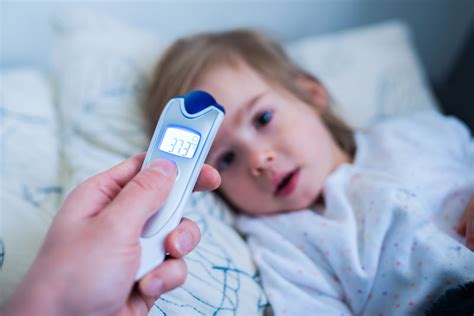 A Partir De Cuanta Fiebre Hay Que Ir Al Hospital - ¿Cómo aliviar la fiebre del bebé? - Mega Baby - Consejos y artículos