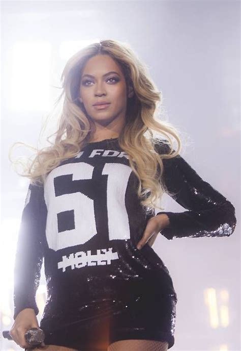 Beyonce In A Sports Jersey Style Black Sequins Dress Beyonce Flawless
