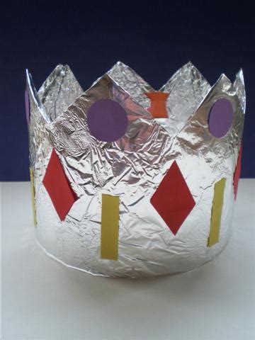 Klik hier om knutselen kroontjes in te kleuren! Kroontje maken; zelf kroon knutselen voor Koningsdag of ...