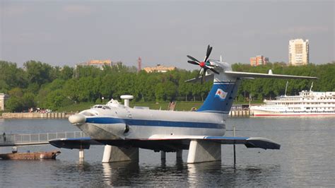 The ship was armed with three pairs of cruise missiles type 3m80 or 80m moskit. The Russian Ekranoplan - Gizmo Highway Technology Guide