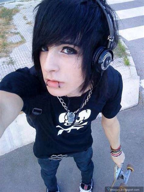 100+ images collection of early 2000s emo haircut. EMO BOY | Cute emo boys, Emo boys, Hot emo guys
