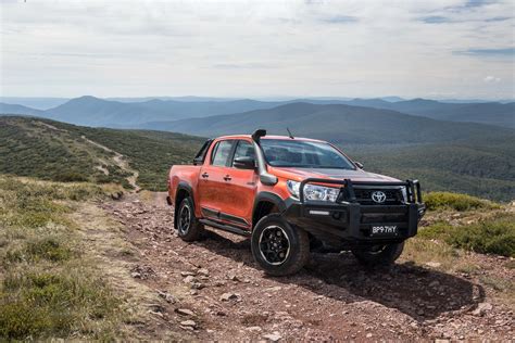 Toyota Hilux Rugged 2018 Review Snapshot Carsguide