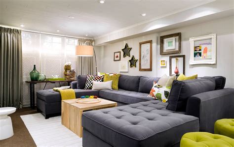 It sounds counterintuitive, but sometimes having a big couch in a small living room makes perfect sense. small room, big sofa, low ceiling and yet it still looks luxe. Loving the colors | Fun living ...