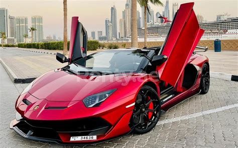 Alquila Un Lamborghini Aventador SVJ Spyder Rojo 2021 ID 04177 En