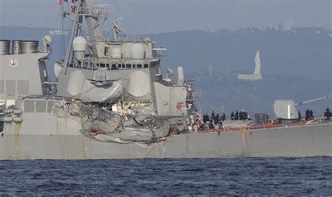 Photos 7 Dead Heavy Damage To Us Navy Ship In Collision National