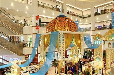 Spruce up your lifestyle with the latest fads in home improvement… malaysia has always been internationally renowned as a major tourist destination and shopping hub/haven. Pelancongan Kini - Malaysia (Malaysia - Tourism Now): Shopping malls set mood for Hari Raya