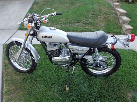 In 1974 yamaha created the dt 360, which is a single cylinder 352.00 ccm (21,37 cubic inches) beautiful motorcycle that we will now get to know better by. Restored Yamaha RT2 360 Enduro - 1972 Photographs at ...