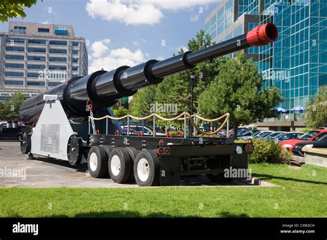Giant Cannon Immagini E Fotos Stock Alamy