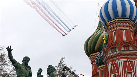 Russia Celebrates Victory Day With Lavish Military Parade In Moscow Cgtn