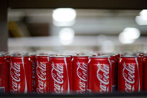 Coca Cola Amenință Cu Un Proces De Răsunet împotriva Unei Companii