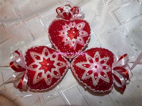 červene srdiečka.. | Fabric ornaments, Quilted ornaments, Beaded ornaments
