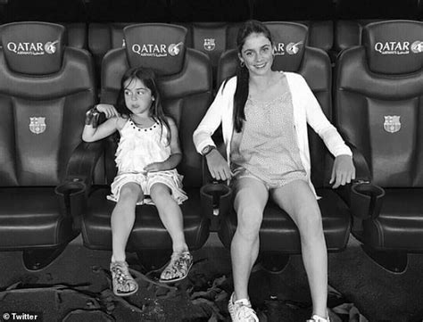 Enrique and elena, his wife, are the proud parents of three astonishing children, pacho, sira, and xana. Former Barcelona and Spain manager Luis Enrique announces ...
