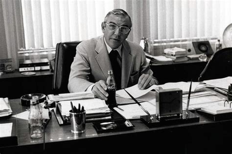 Longtime Coke Executive Donald Keough Dies At 88 Wsj