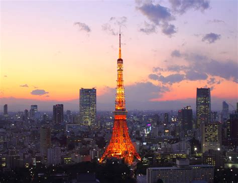 A Friendly Way To View Architecture Tokyo Tower The Oriental Eiffel