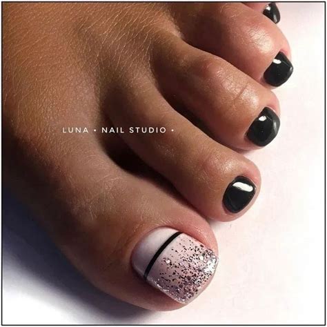145 Perfect Fall Toe Nail Design Ideas To Complete Your Style 8
