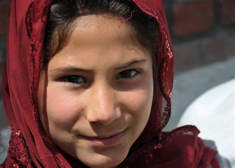 Public Domain Photos And Images Afghan Refugee Girl