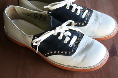 Vintage Saddle Shoes Or Saddle Oxfords Size 7 1 2 D Black Etsy