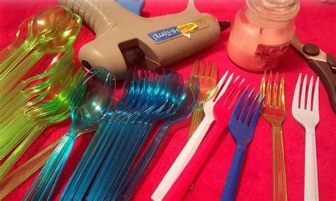 11 Brilliant Ways To Reuse Plastic Spoons Hometalk