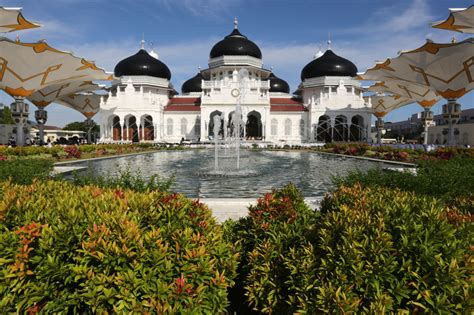 Free Download 100 Gambar Masjid Baiturrahman Banda Aceh Hd Terbaik