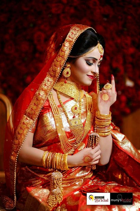 Pin By Amna Thahsn On Bride Bengali Bridal Makeup Wedding Couple Poses Photography Indian