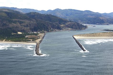 Tillamook Bay Inlet In Watseco Or United States Inlet Reviews