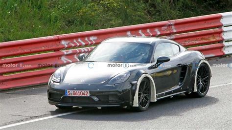 Bizarre Porsche Cayman Widebody Test Mule Spied At The Nurburgring Automotobuzz Com