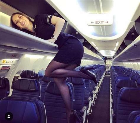 Flight Attendants Caught In Naughty Positions Klykercom