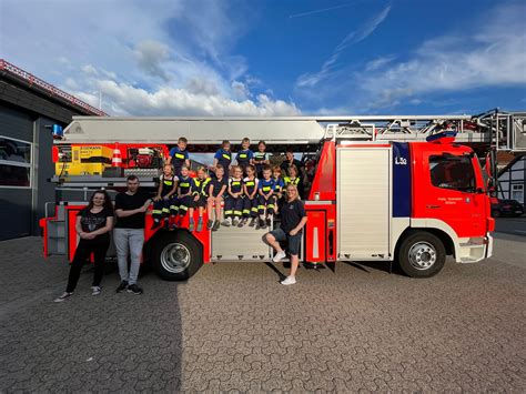 Feuerwehr Triangel Löschrabauken zu Besuch bei der FW Gifhorn